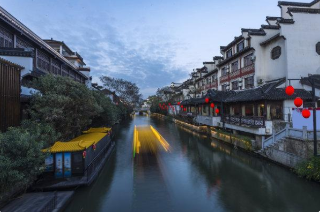 ����80������Ͼ�����ͷ������ �Ͼ�����Ƭ