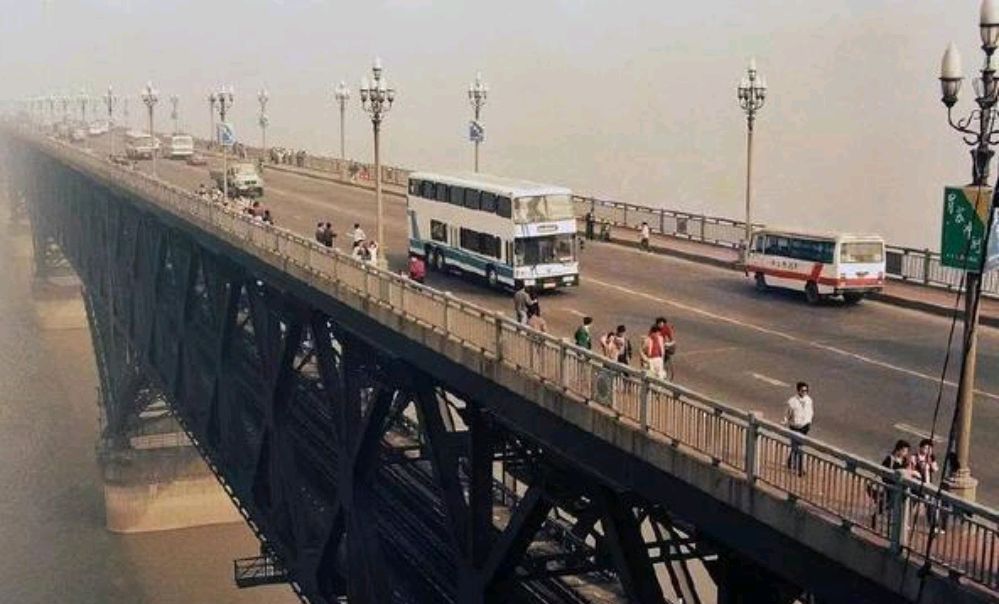 ������90������Ͼ�����Ƭ